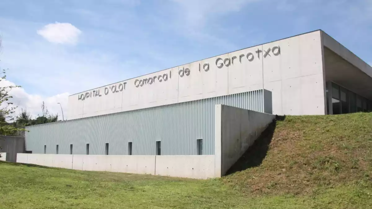 Imatge d'arxiu de la façana de l'Hospital d'Olot i Comarcal de la Garrotxa