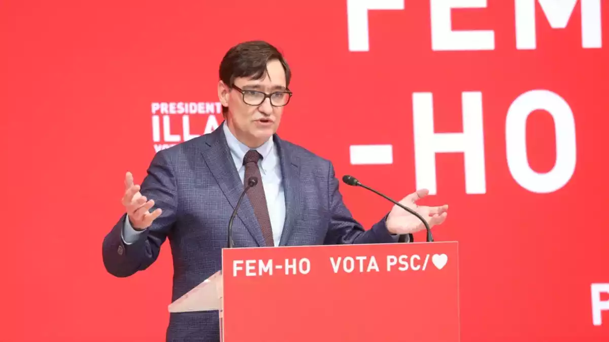 Salvador Illa, candidat del PSC a la presidència de la Generalitat, en un acte de campanya