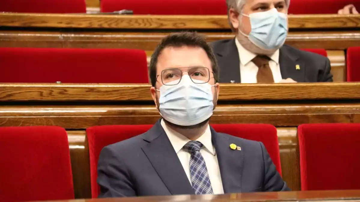 Pere Aragonès, durant la sessió de la Diputació Permanent del Parlament, el 13 de gener de 2021
