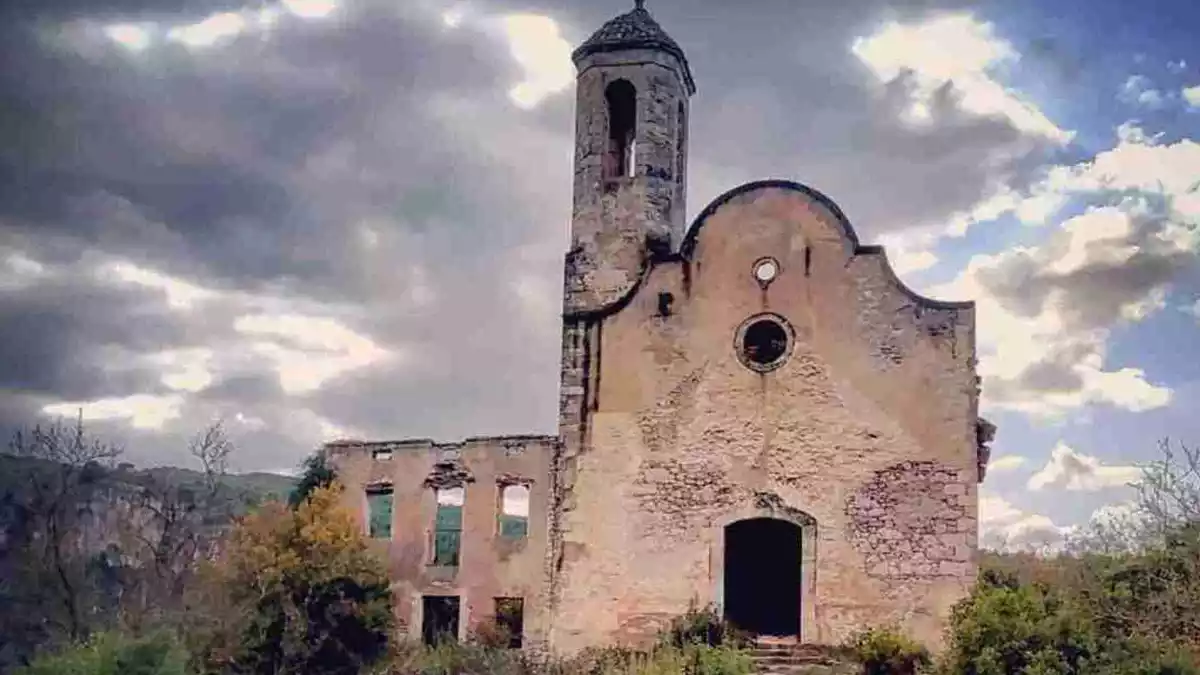 Imatge de l'església de Santa Maria, a Santa Perpètua del Gaià (Pontils)