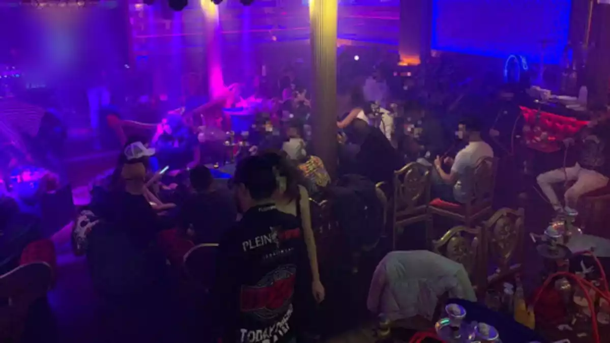 Una discoteca de l'Eixample de Barcelona on es van desallotjar més d'un centenar de persones aquest dissabte