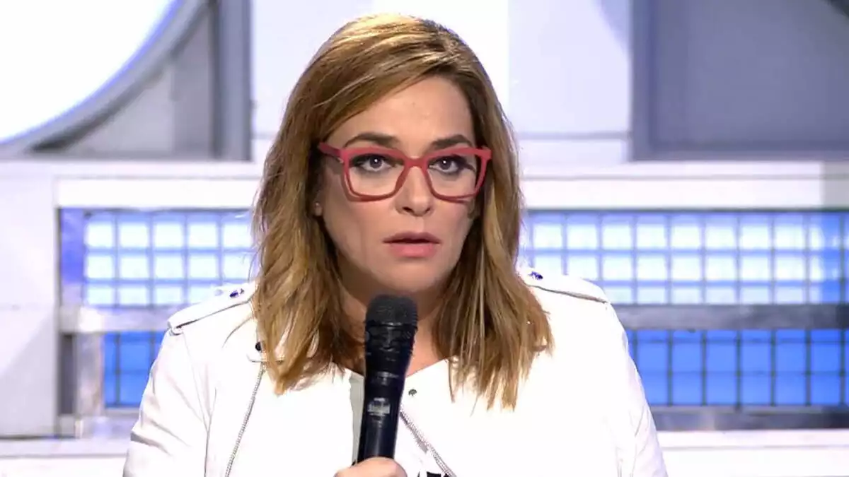 Toñi Moreno en el plató de 'Mujeres, hombres y viceversa' en Cuatro, el 3 de diciembre de 2019