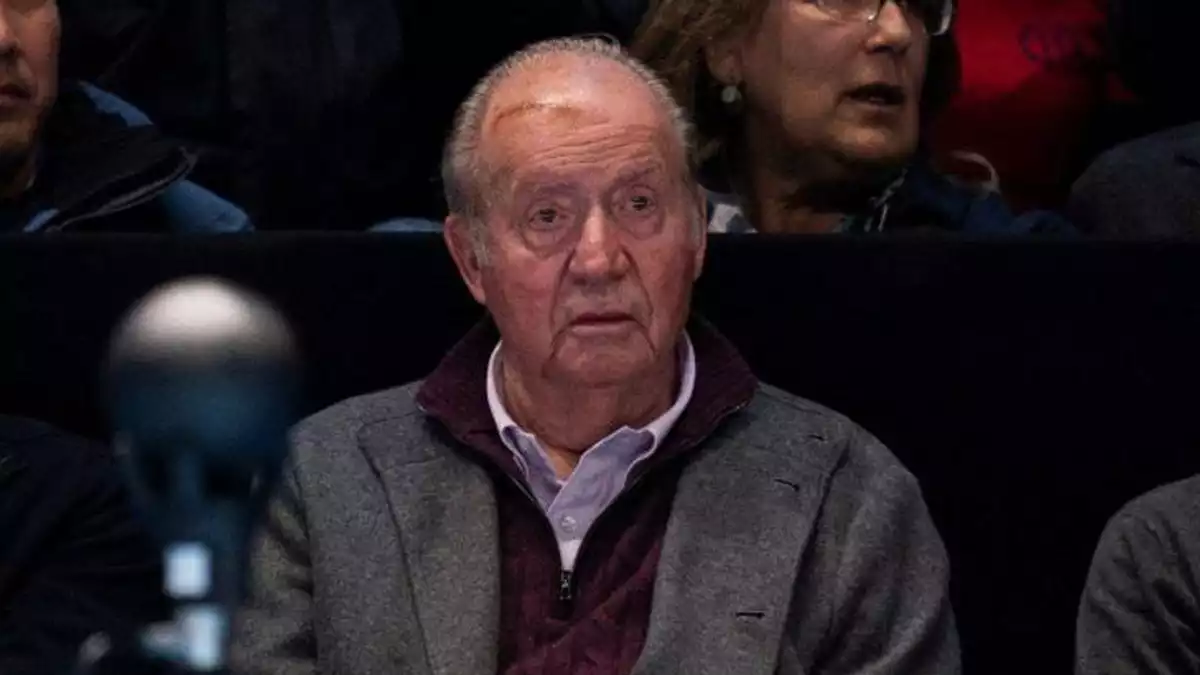 El rey Juan Carlos en las gradas durante el partido Nadal-Zverev