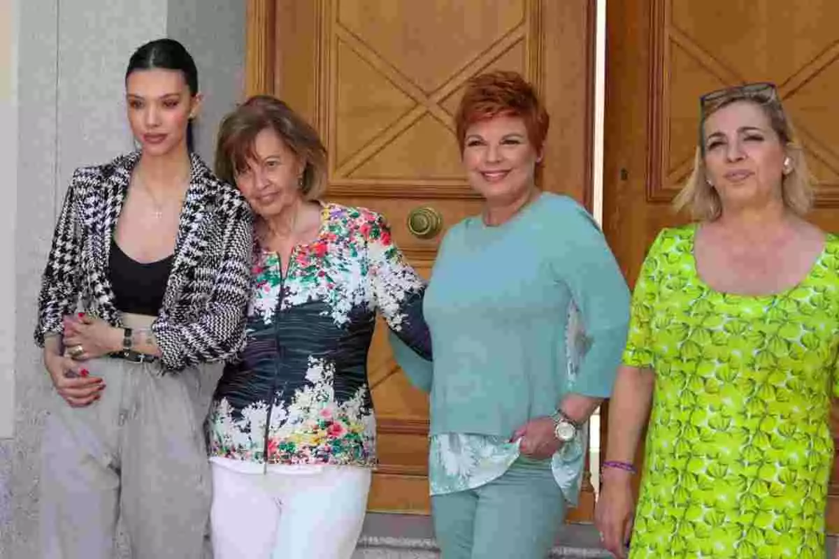María Teresa Campos, Alejandra Rubio, Terelu y Carmen Borrego en el aniversario de la matriarca
