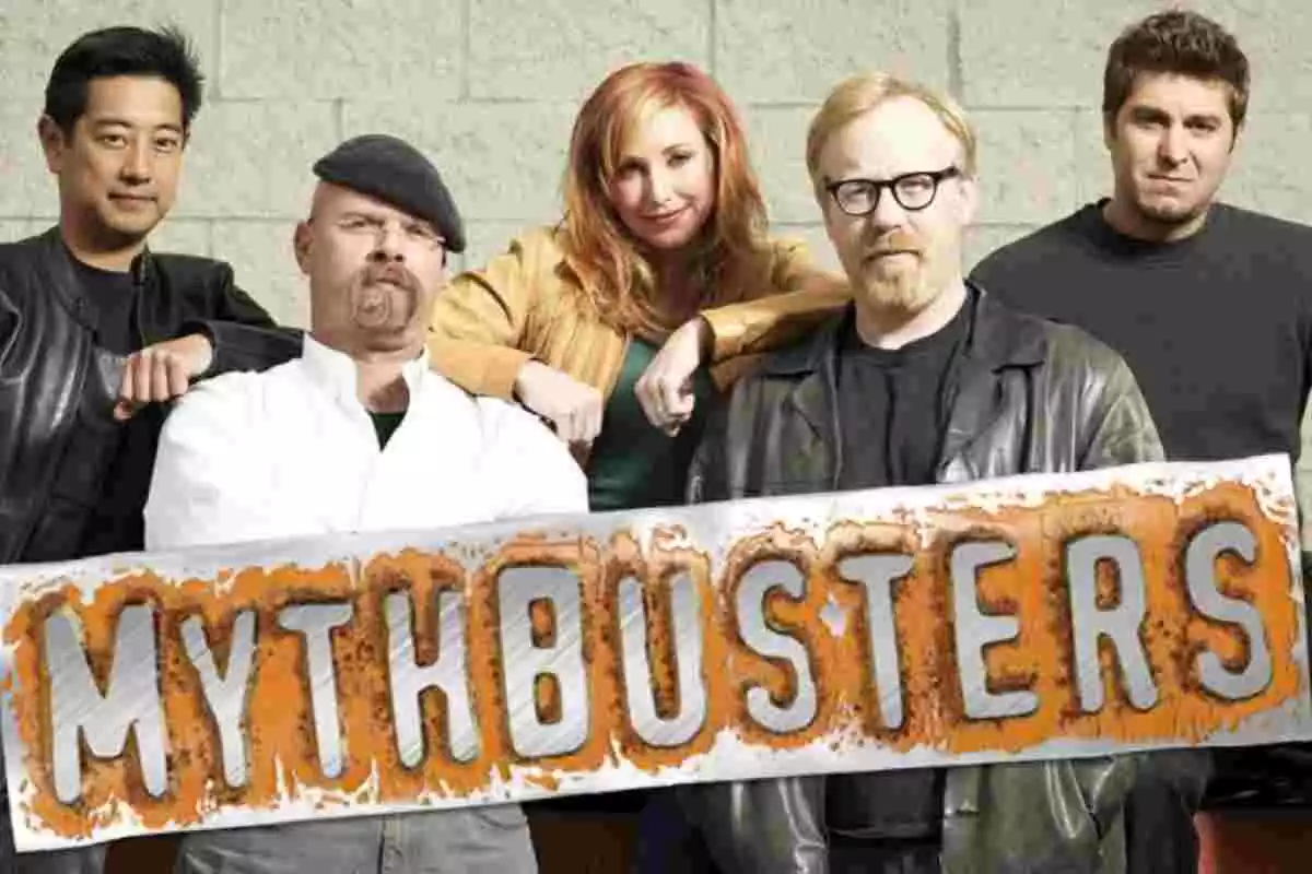 Imagen de promoción del programa 'MythBusters', 'Cazadores de Mitos', de la cadena Discovery