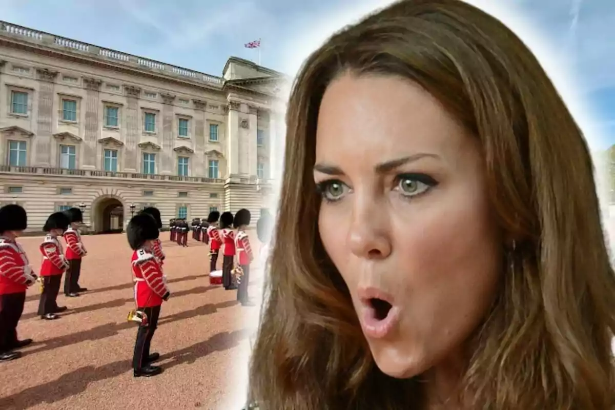 Kate Middleton amb una expressió de sorpresa apareix en primer pla al costat d’una imatge del Palau de Buckingham i de guàrdies reials formant.