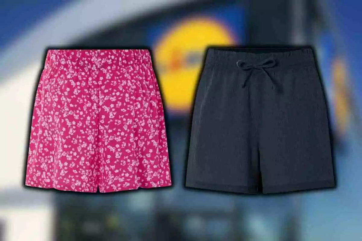 Dos pantalones cortos, uno rosa con estampado floral blanco y otro azul marino liso, sobre un fondo desenfocado. Dos pantalones cortos, uno rosa con estampado floral blanco y otro azul marino liso, sobre un fondo desenfocado.