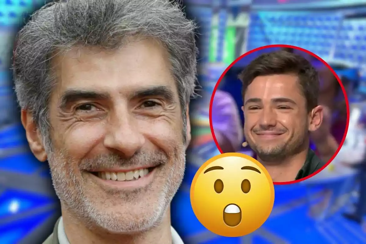 Home de cabells canosos somrient en primer pla amb un cercle vermell que mostra un home jove somrient i un emoji de sorpresa sobre un fons acolorit