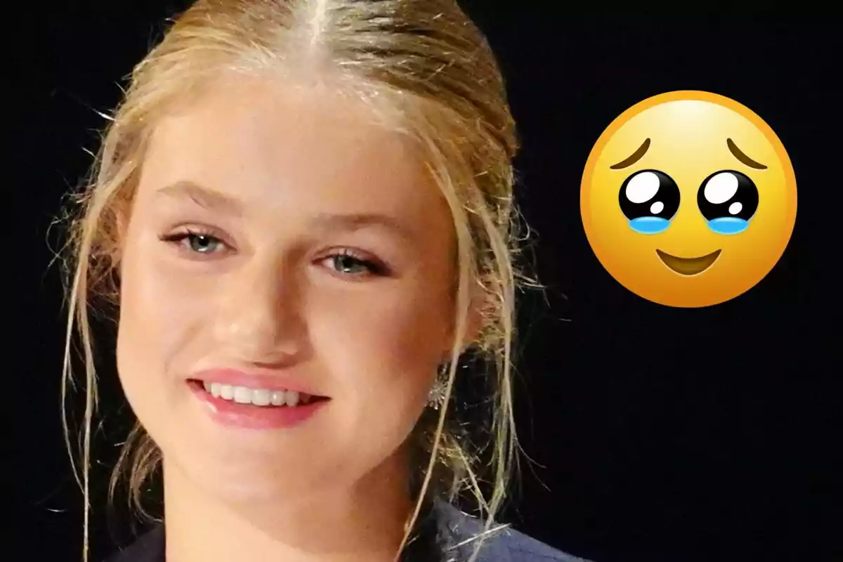 La princesa Leonor somrient amb un emoji de carona amb ulls brillants i petites llàgrimes al seu costat