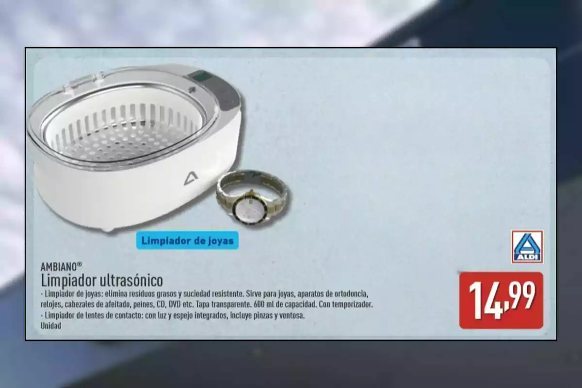 Netejador ultrasònic de joies i rellotge al seu costat amb un preu de 14,99 euros en promoció a Aldi Netejador ultrasònic de joies i rellotge al seu costat amb un preu de 14,99 euros en promoció a Aldi