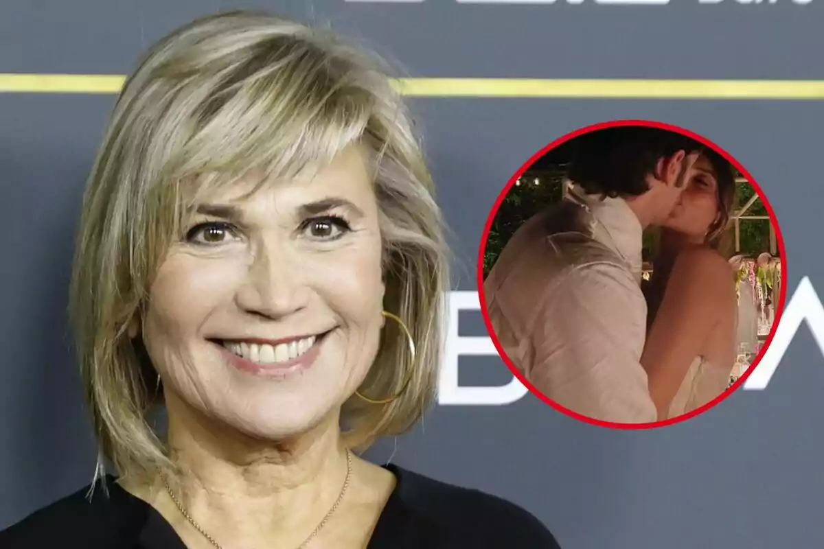 Mujer de cabello rubio sonriente en primer plano con un círculo rojo que muestra a una pareja besándose en el fondo