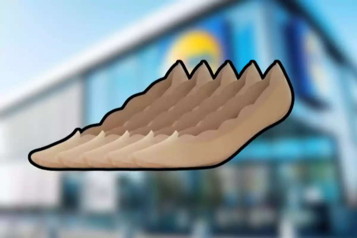 Dibuix d’una safata de cartró per a pa amb un fons de supermercat desenfocat Dibuix d’una safata de cartró per a pa amb un fons de supermercat desenfocat