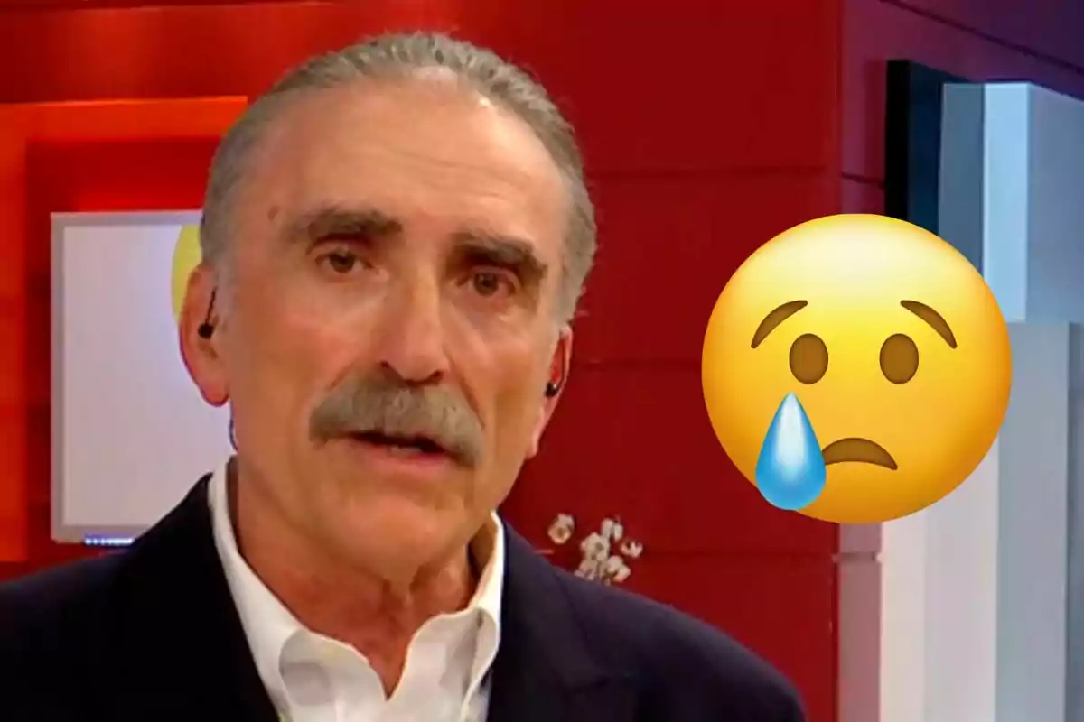 Juan y Medio amb expressió seriosa al costat d’un emoji de carona trista amb una llàgrima a la galta