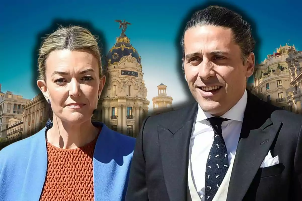 Marta Ortega i Carlos Torretta posen davant de l’edifici Metrópolis en un carrer emblemàtic de Madrid.