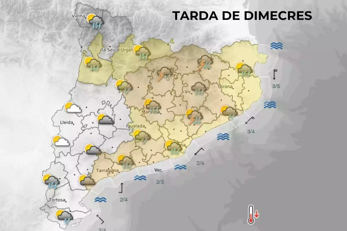 Mapa meteorològic de Catalunya per a la tarda de dimecres amb icones que indiquen pluges, tempestes i núvols a diferents zones Mapa meteorològic de Catalunya per a la tarda de dimecres amb icones que indiquen pluges, tempestes i núvols a diferents zones
