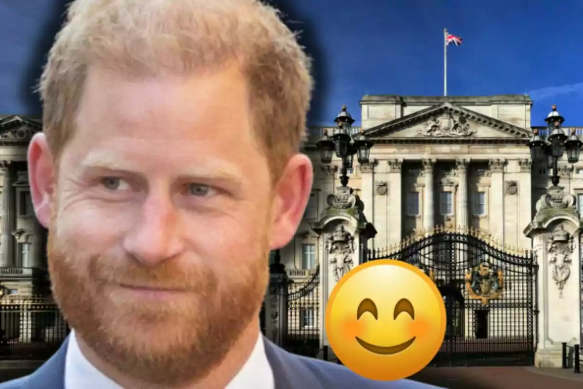 El príncep Harry somriu davant d’un edifici històric amb una bandera britànica i un emoticona somrient en primer pla. El príncep Harry somriu davant d’un edifici històric amb una bandera britànica i un emoticona somrient en primer pla.