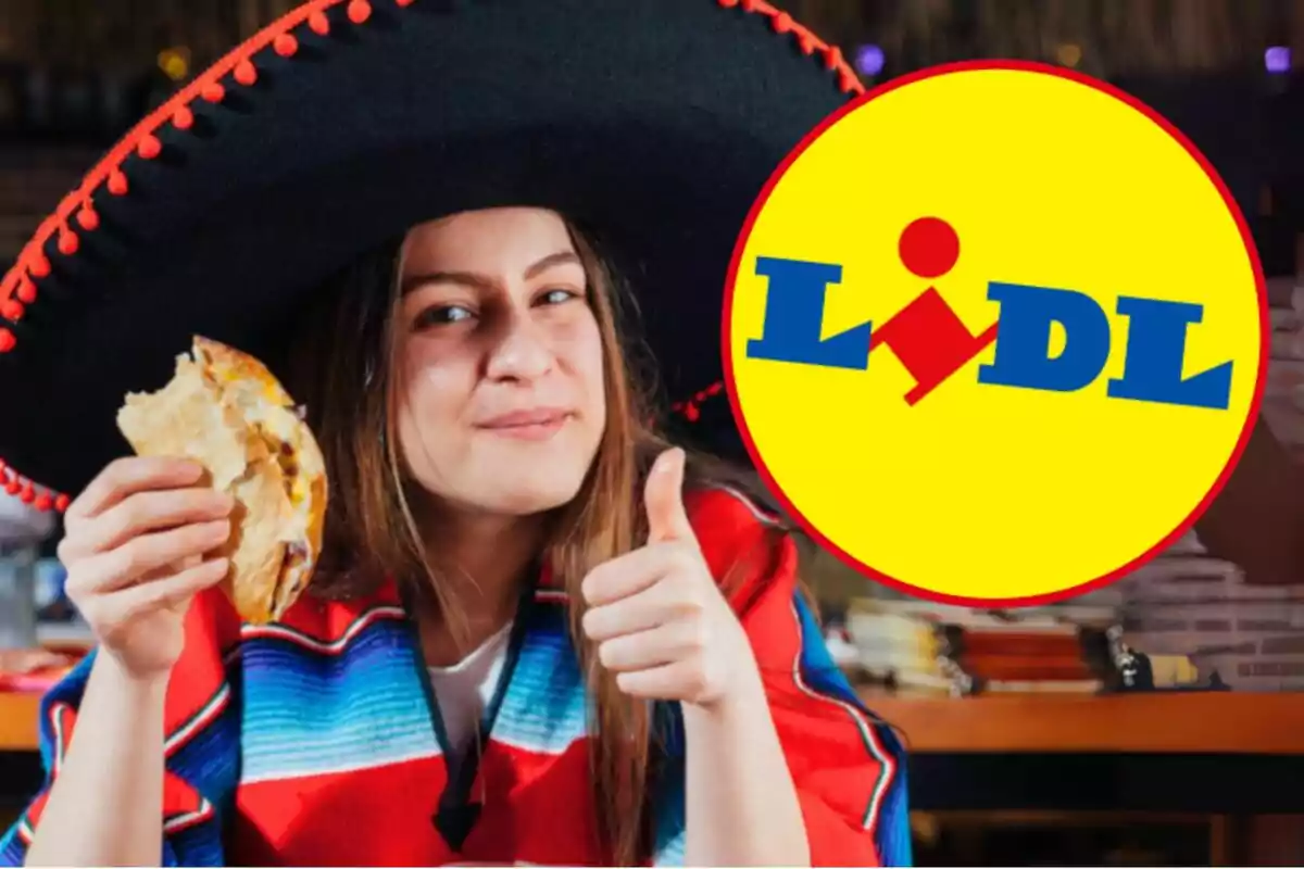Mujer con sombrero mexicano y sarape sosteniendo una torta y haciendo señal de pulgar arriba junto al logo de Lidl