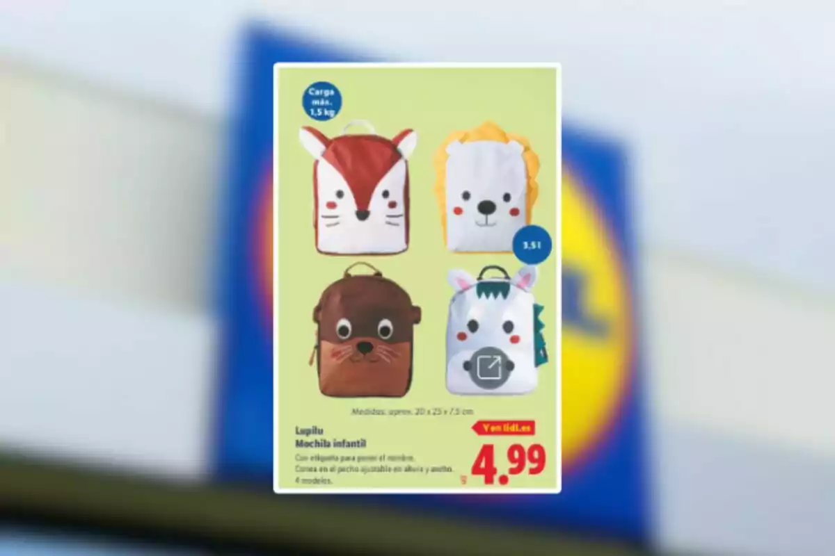 Quatre motxilles infantils amb dissenys d’animals sobre un fons verd clar, cadascuna amb una carona diferent i colors vius, al costat d’un preu destacat de 4,99 euros Quatre motxilles infantils amb dissenys d’animals sobre un fons verd clar, cadascuna amb una carona diferent i colors vius, al costat d’un preu destacat de 4,99 euros