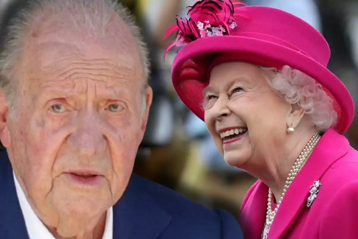Joan Carles I amb expressió seriosa és al costat d’Isabel II somrient, vestida amb un conjunt rosa cridaner i un barret adornat.
