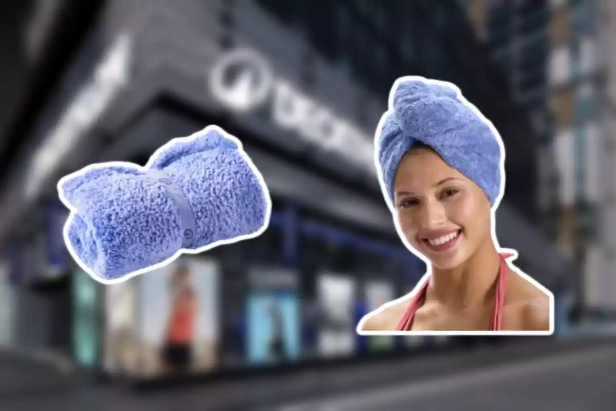 Una tovallola blava enrotllada i una dona somrient amb una tovallola blava embolicada al cap davant d’un edifici desenfocat Una tovallola blava enrotllada i una dona somrient amb una tovallola blava embolicada al cap davant d’un edifici desenfocat