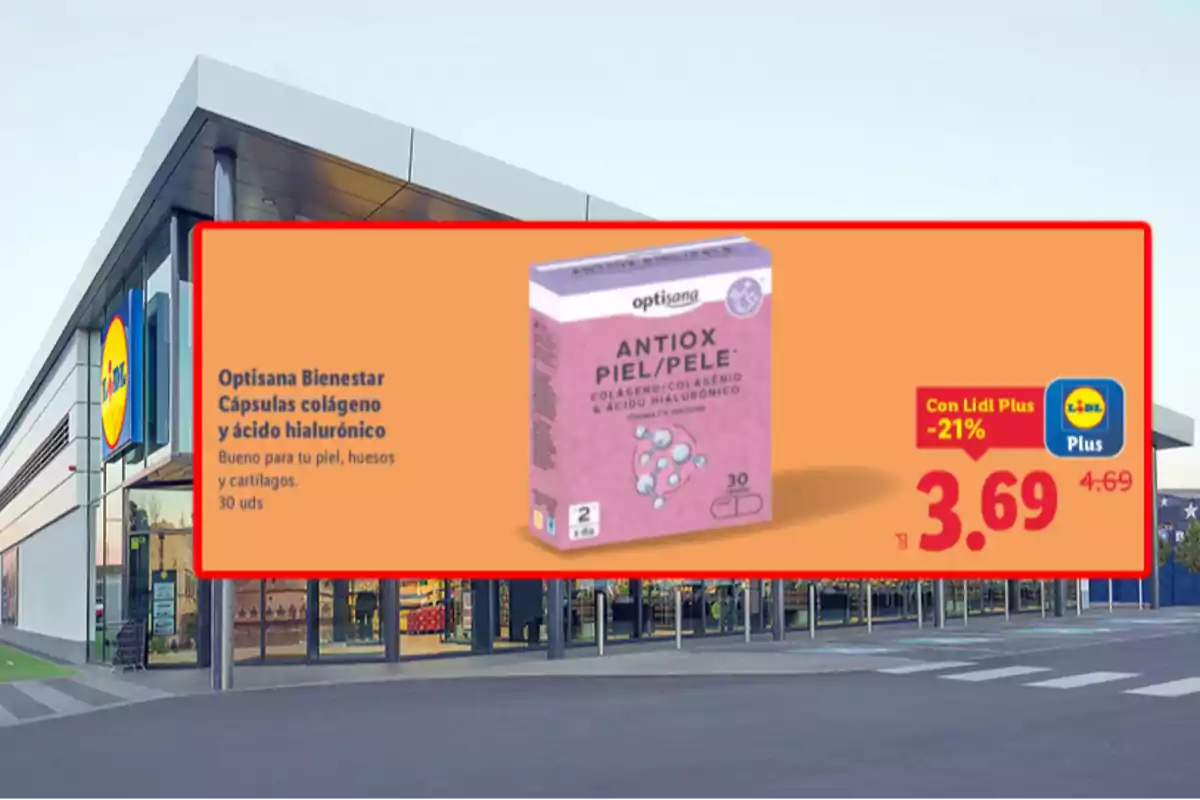 Promoció de càpsules Optisana Benestar amb col·lagen i àcid hialurònic per a la pell, ossos i cartílags a Lidl a un preu especial de 3,69 euros amb Lidl Plus enfront d’una botiga Lidl. Promoció de càpsules Optisana Benestar amb col·lagen i àcid hialurònic per a la pell, ossos i cartílags a Lidl a un preu especial de 3,69 euros amb Lidl Plus enfront d’una botiga Lidl.