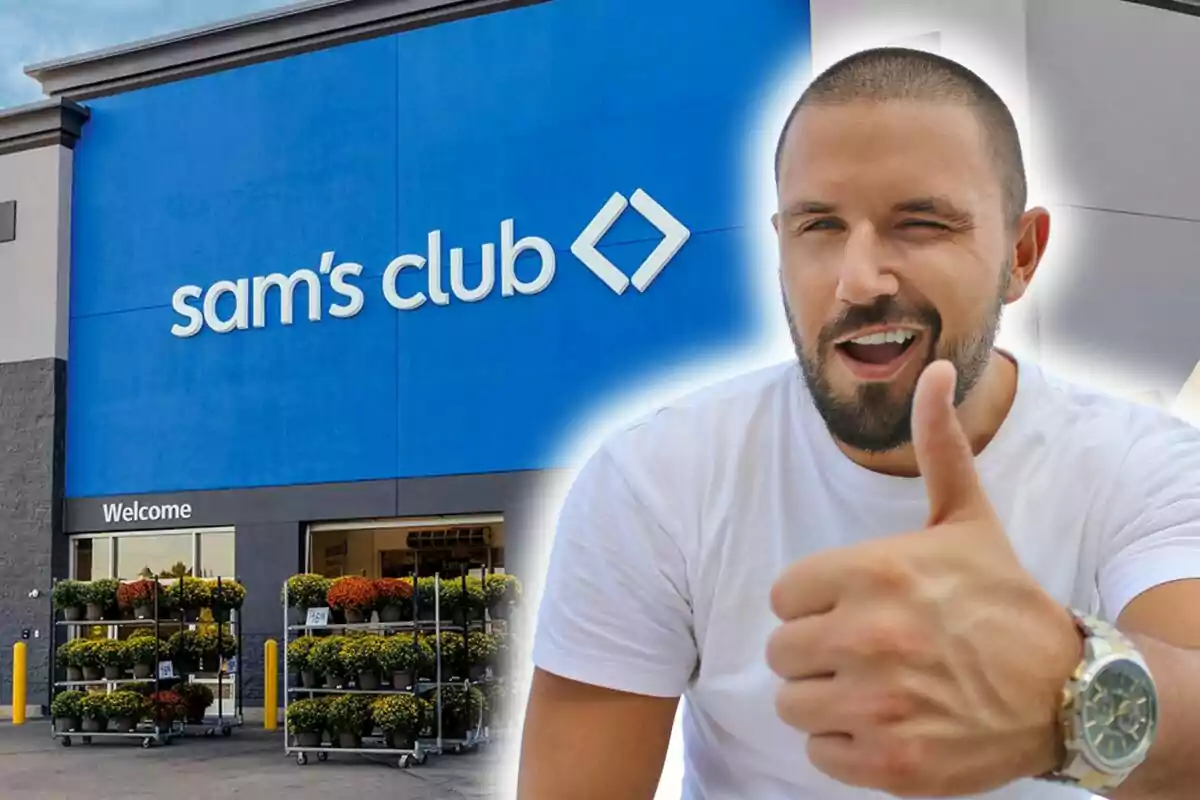 Hombre sonriente haciendo señal de aprobación con el pulgar frente a la tienda Sam's Club.