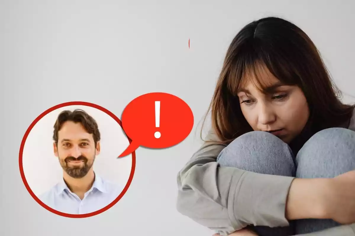 Una dona amb expressió trista abraça els seus genolls mentre apareix un retrat del psicòleg Sergio García Morilla somrient en un cercle vermell amb un globus de diàleg que conté un signe d’exclamació.