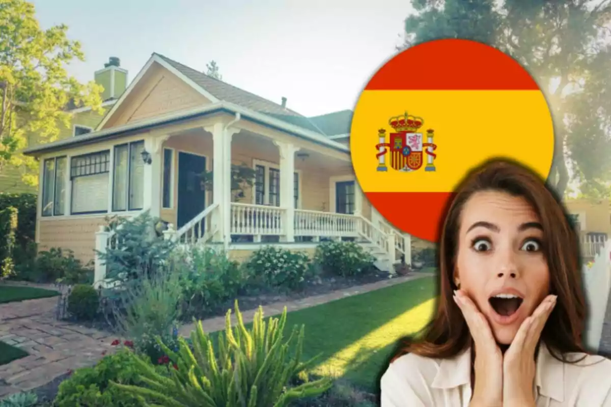 Dona sorpresa davant d’una casa amb jardí i la bandera d’Espanya al fons Dona sorpresa davant d’una casa amb jardí i la bandera d’Espanya al fons