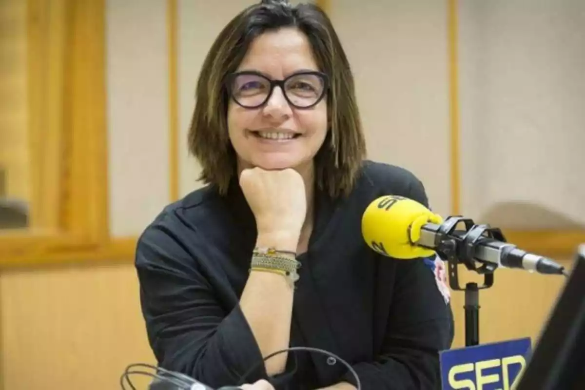 La periodista Àngels Barceló a Cadena SER