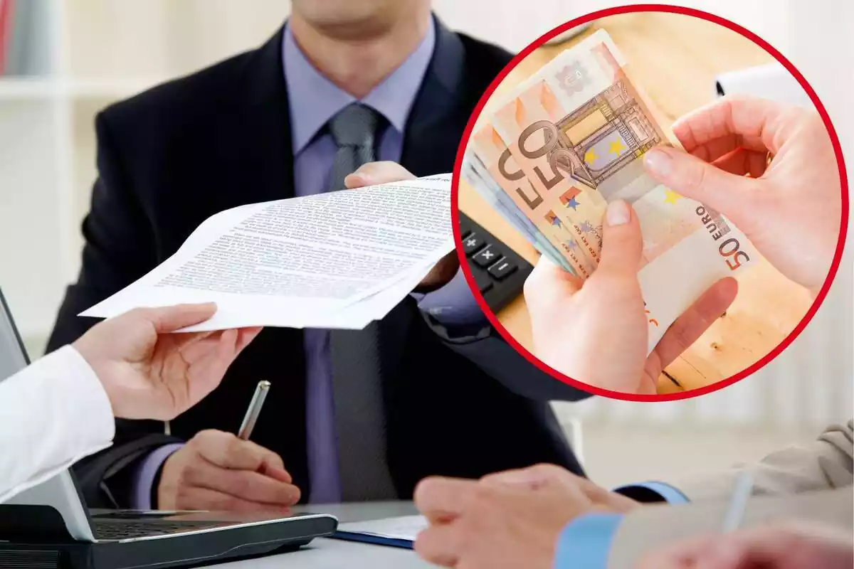 Imatge de fons d'una persona rebent documents i una altra imatge d'unes mans amb bitllets de 50 euros.