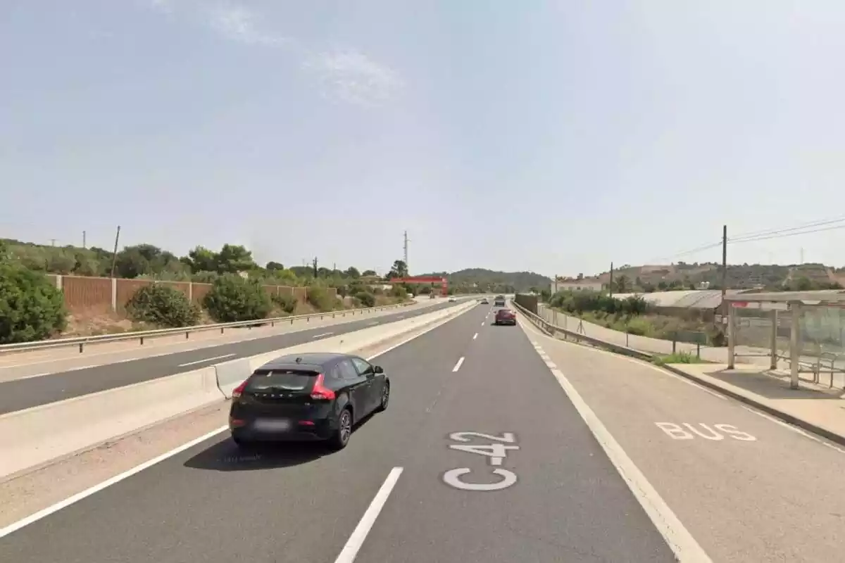 La carretera C-42 en el seu pas per Tortosa