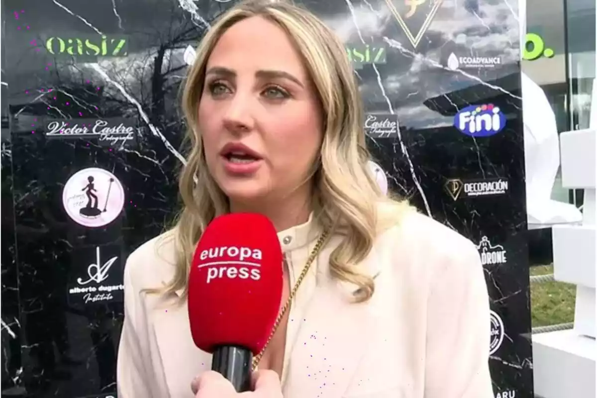Captura de Rocío Flores parlant per a les càmeres d'Europa Press Captura de Rocío Flores parlant per a les càmeres d'Europa Press