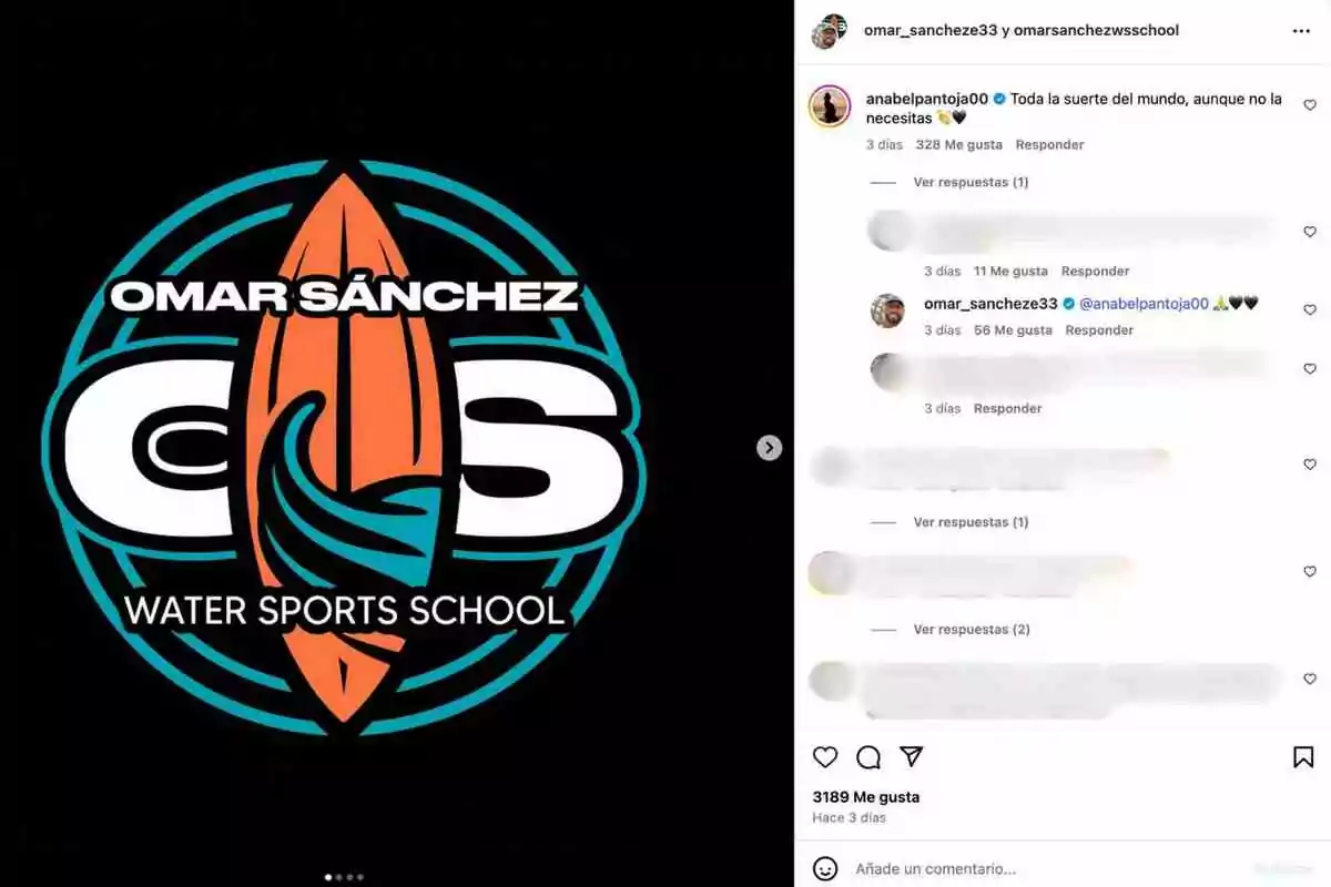 Logotip d’una escola d’esports aquàtics amb una taula de surf taronja al centre envoltada per onades blaves i les paraules Omar Sánchez Water Sports School Logotip d’una escola d’esports aquàtics amb una taula de surf taronja al centre envoltada per onades blaves i les paraules Omar Sánchez Water Sports School