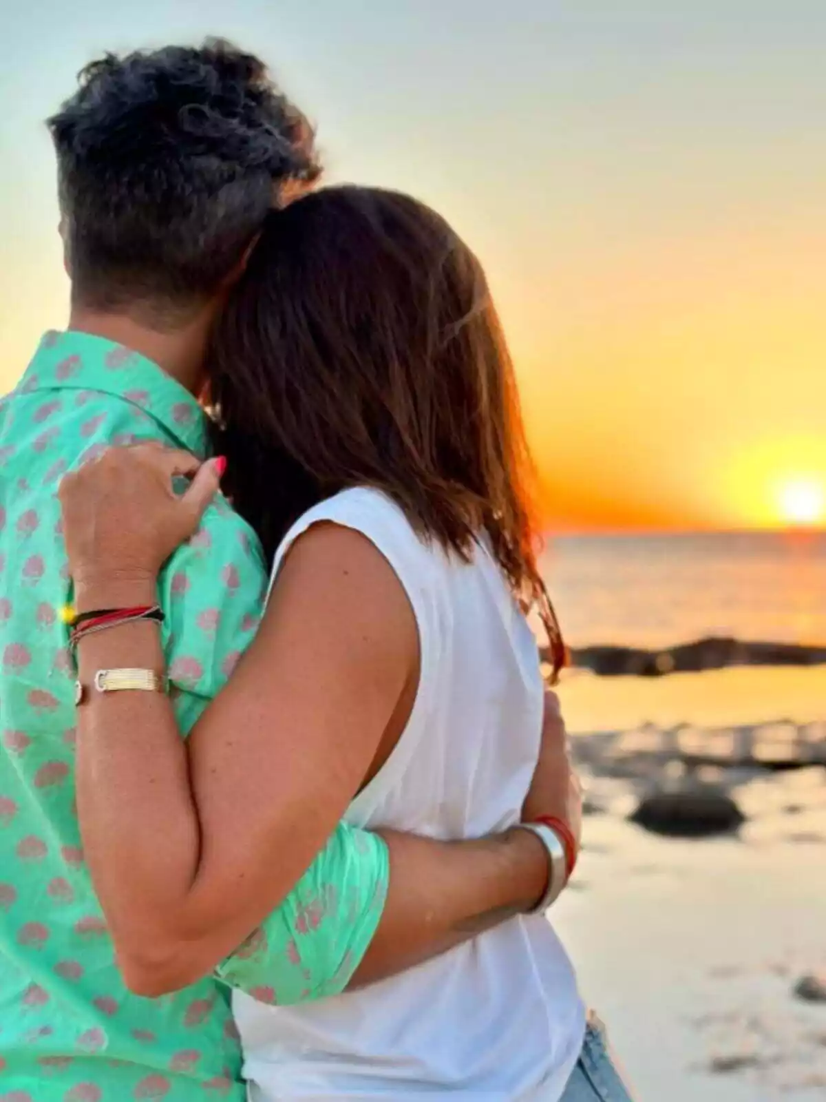 Capture of an Instagram post by Olga Moreno with Agustín Etienne Capture of an Instagram post by Olga Moreno with Agustín Etienne