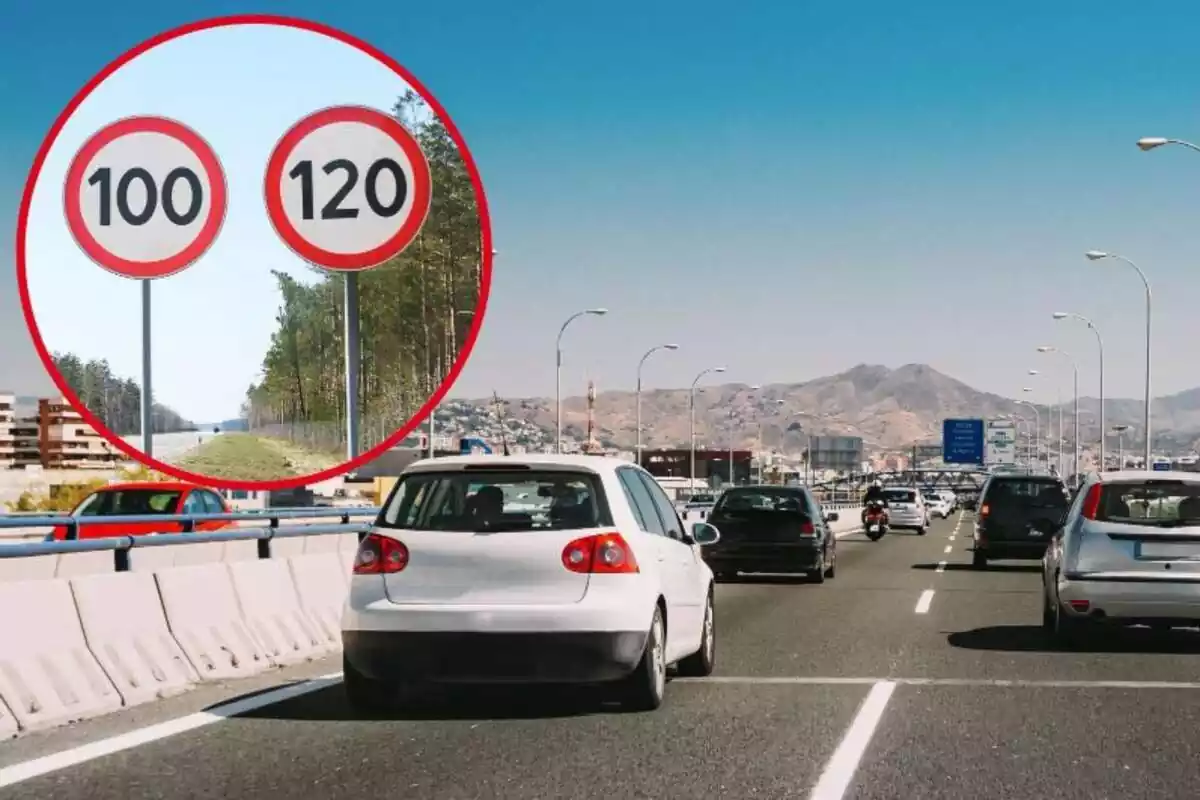 Imatge de fons de diversos cotxes circulant per una autopista a Espanya amb una altra imatge de dos cartells de límit de velocitat a 100 i 120 km/h