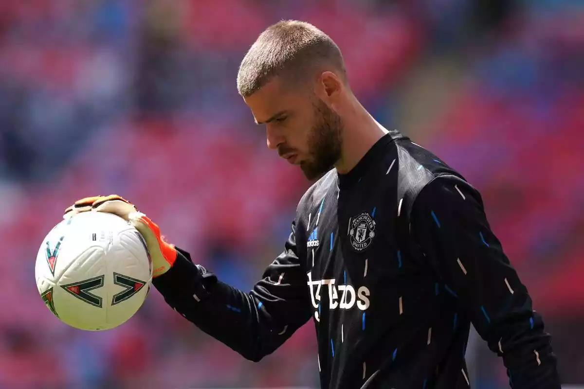 David De Gea escalfant amb el Manchester United