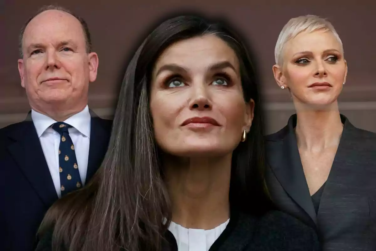 Tres persones posen juntes, dues d'elles al fons i una en primer pla, totes amb expressions serioses.