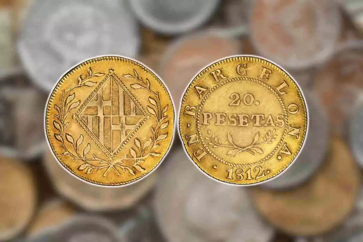 Moneda antiga de 20 pessetes del 1812 amb disseny d'escut i llorer. Moneda antiga de 20 pessetes del 1812 amb disseny d'escut i llorer.