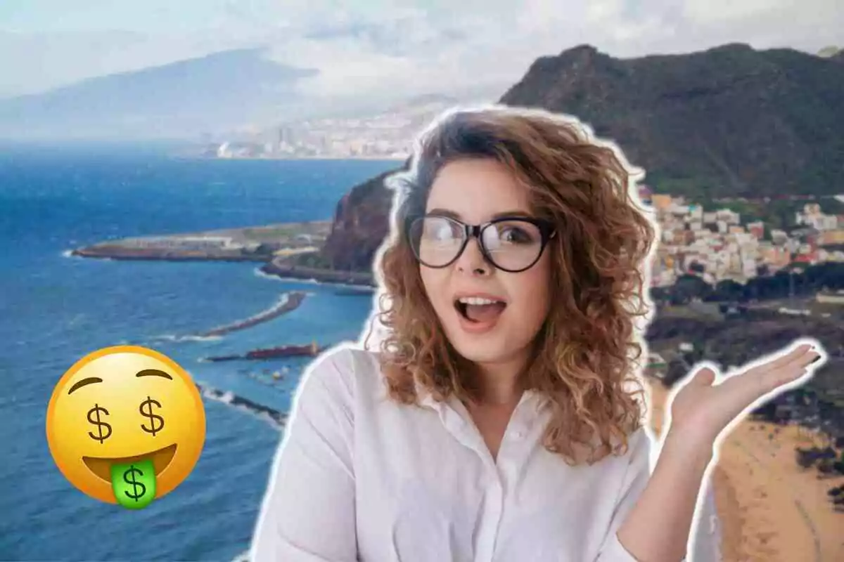 Dona amb ulleres somrient i assenyalant un paisatge costaner a Tenerife amb un emoji de diners.