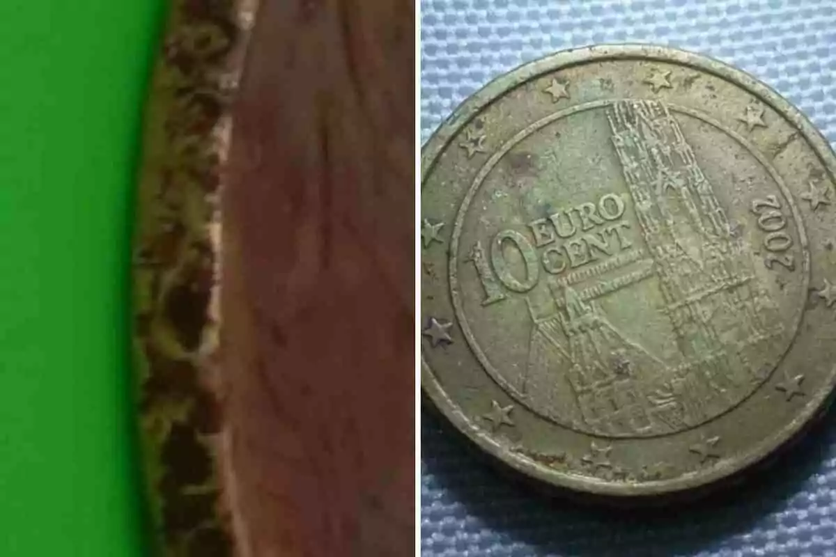 Primer pla d'una moneda de 10 cèntims d'euro de l'any 2002 amb un disseny arquitectònic en una de les cares.