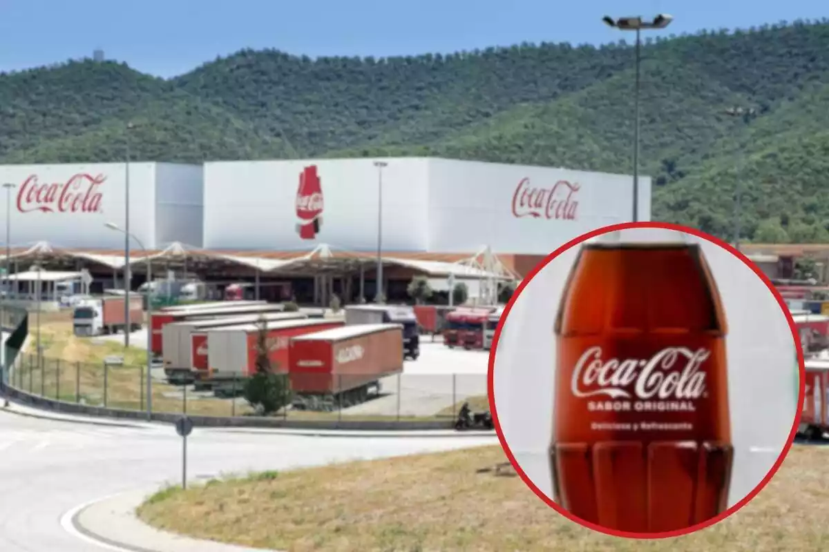 Fotomuntatge de la planta de Coca-Cola a Martorelles i una rodona vermella amb una ampolla de vidre de Coca-Cola Fotomuntatge de la planta de Coca-Cola a Martorelles i una rodona vermella amb una ampolla de vidre de Coca-Cola