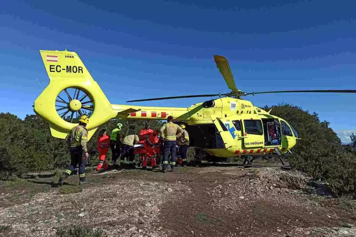 Imatge d'un helicòpter medicalitzat del SEM