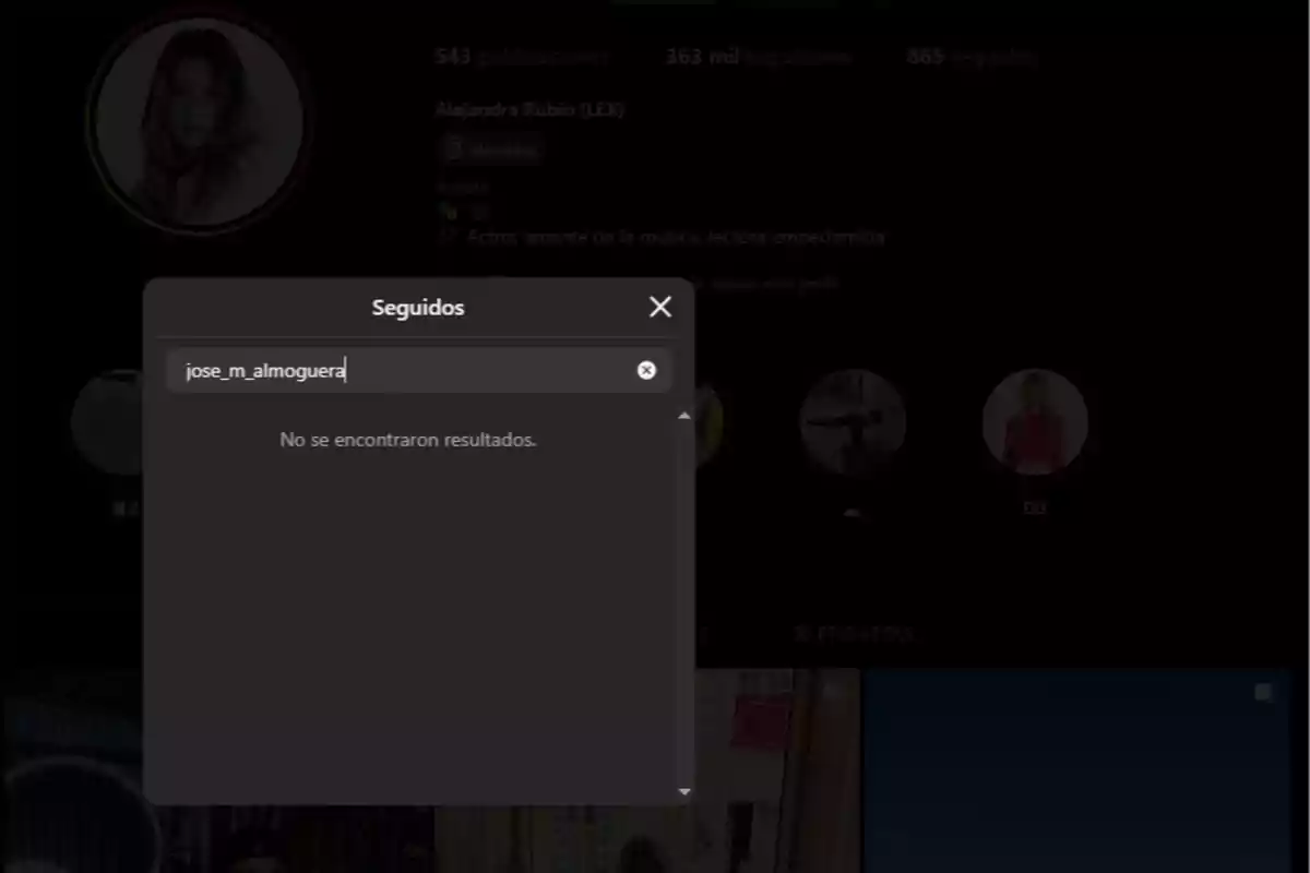 Pantalla d'Instagram mostrant la cerca d'un usuari a la llista de seguits, amb el missatge Pantalla d'Instagram mostrant la cerca d'un usuari a la llista de seguits, amb el missatge