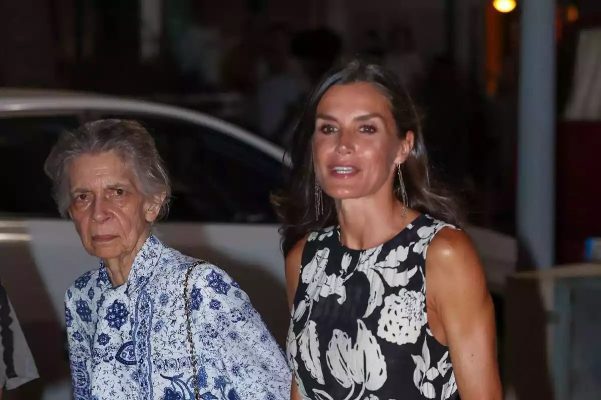 Irene de Grècia i la reina Letizia juntes als carrers de Mallorca Irene de Grècia i la reina Letizia juntes als carrers de Mallorca