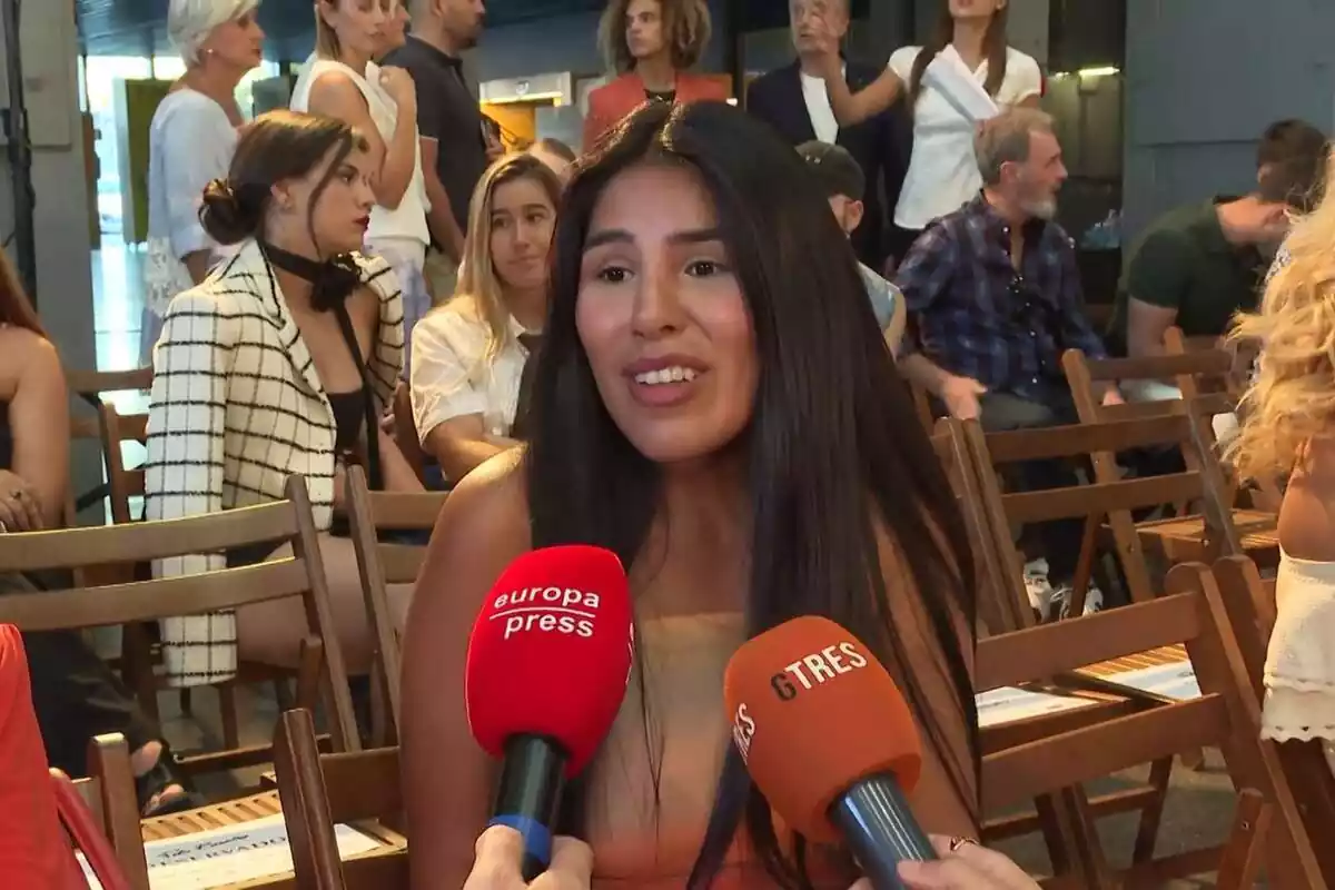 Isa Pantoja sent entrevistada per diversos mitjans de comunicació