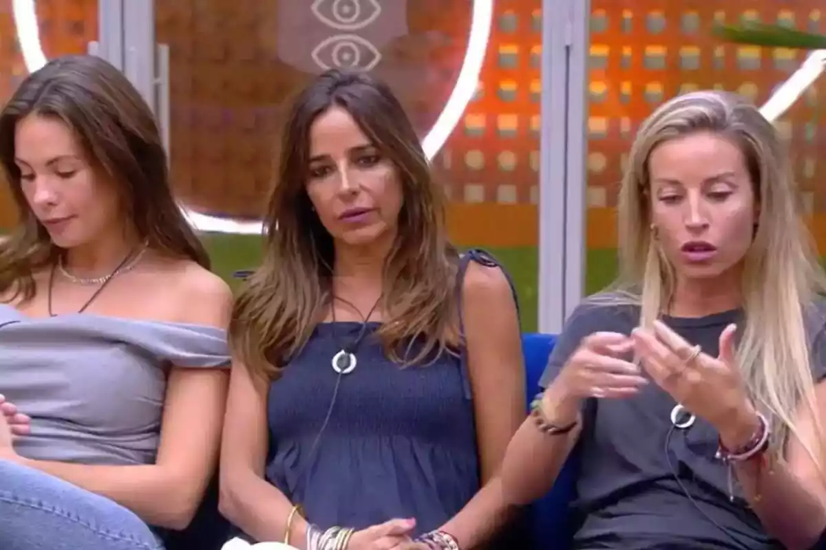 Jeesica Bueno, Carmen Alcayde i Marta Castro a la casa de GH VIP