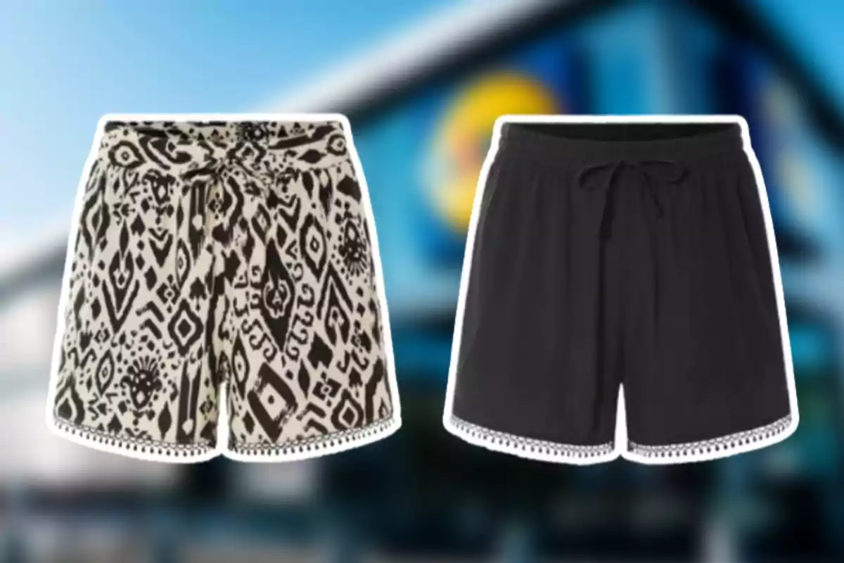 Dos shorts de dona, un amb estampat ètnic en blanc i negre i un altre llis de color negre, tots dos amb detall d’encaix a la vora inferior, sobre un fons desenfocat. Dos shorts de dona, un amb estampat ètnic en blanc i negre i un altre llis de color negre, tots dos amb detall d’encaix a la vora inferior, sobre un fons desenfocat.