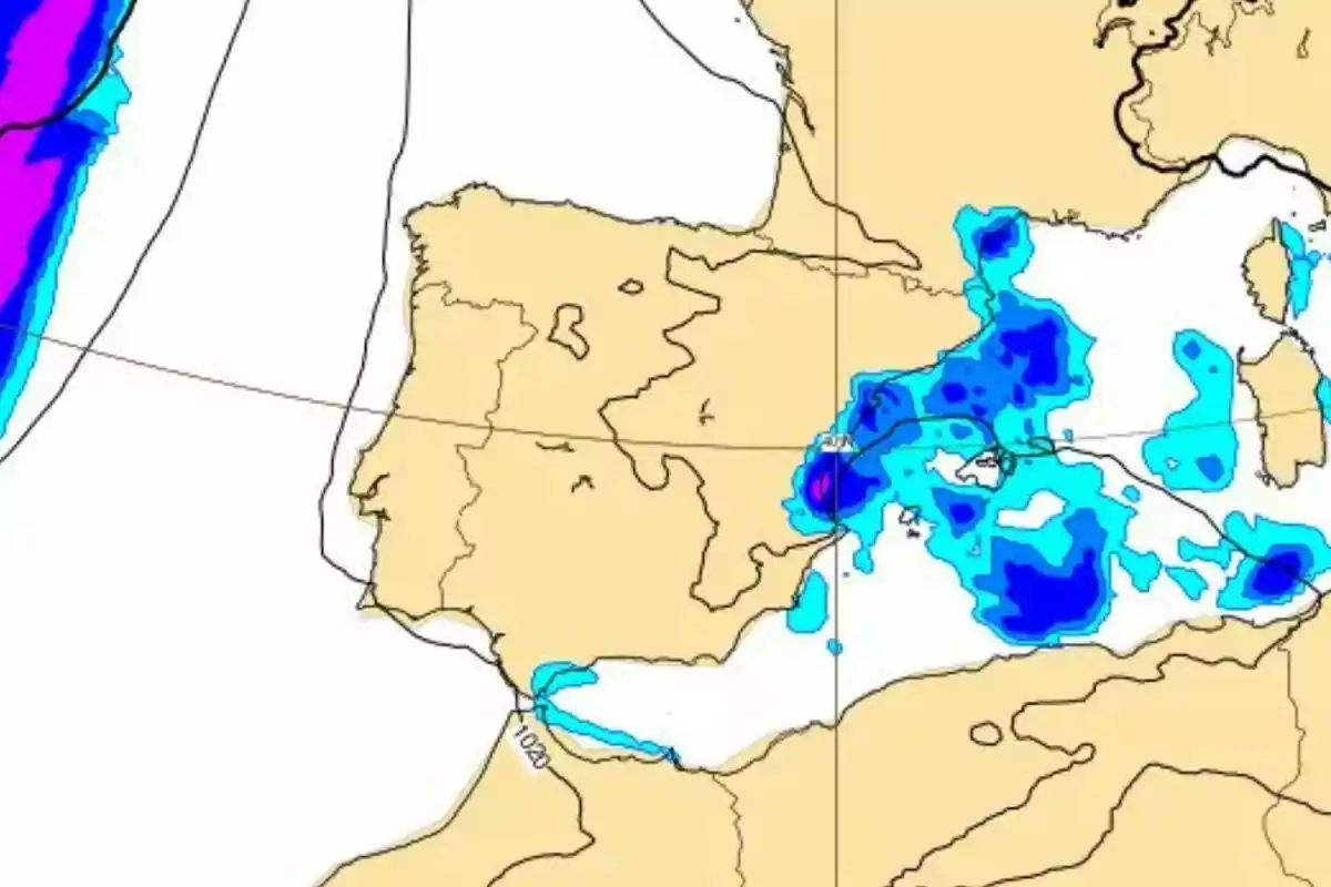 Mapa meteorològic que mostra precipitacions a la regió de la Península Ibèrica i la Mediterrània occidental amb àrees de color blau indicant pluges.