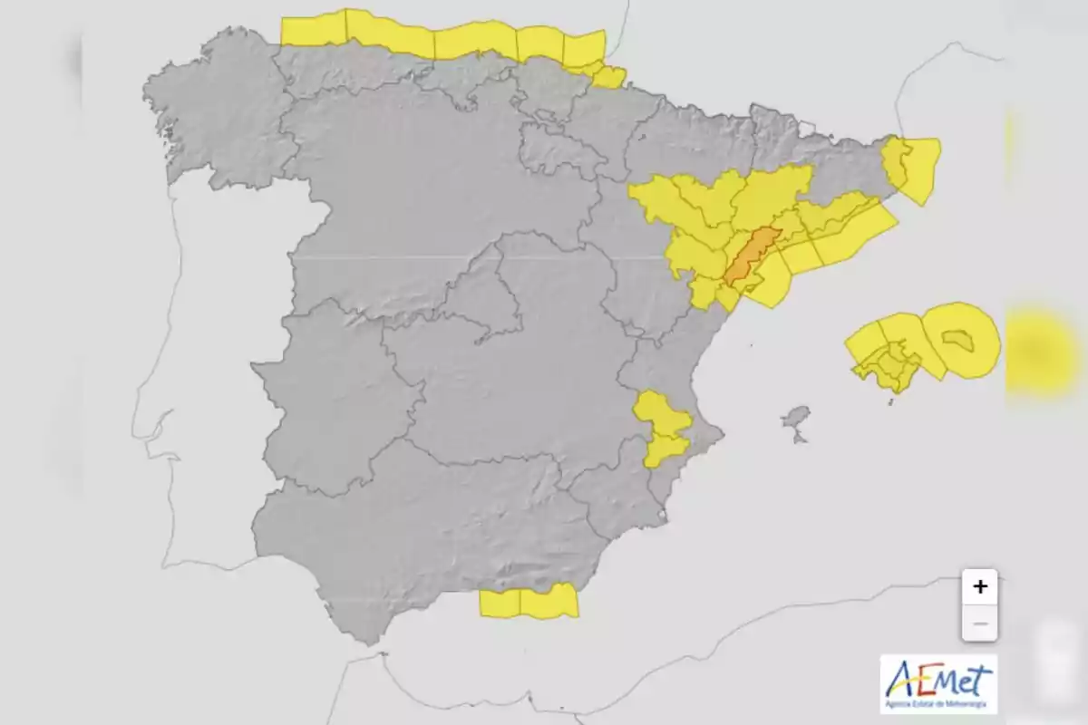 Mapa d'Espanya amb àrees en alerta meteorològica, destacades en groc i taronja, emès per l'Agència Estatal de Meteorologia per al 20 de novembre del 2024.