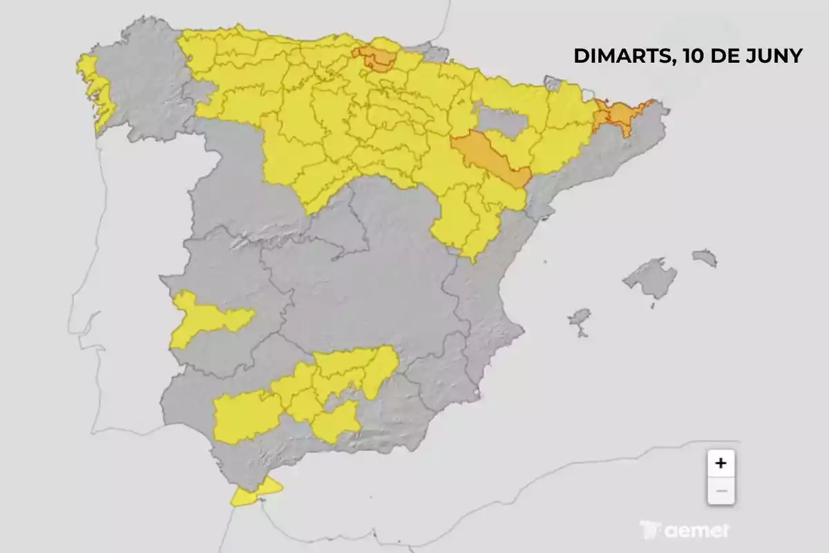 Mapa d’Espanya amb diverses zones en alerta groga i algunes en alerta taronja per condicions meteorològiques adverses per al dimarts, 10 de juny (amb el text en català). Mapa d’Espanya amb diverses zones en alerta groga i algunes en alerta taronja per condicions meteorològiques adverses per al dimarts, 10 de juny (amb el text en català).